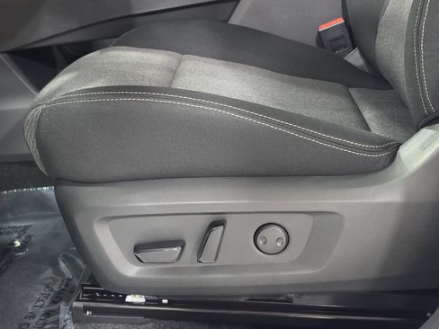 New 2026 Nissan Rogue SV w/ Cold Weather Package AWD/4WD image 28