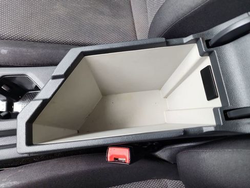 Used 2019 Volkswagen Jetta S w/ Driver Assistance Package image 31