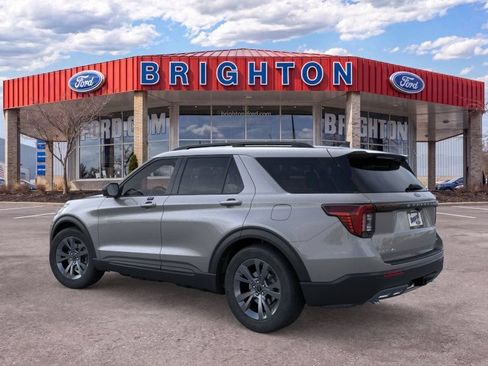 Used 2026 Ford Explorer Active w/ Active Comfort Package AWD/4WD image 7
