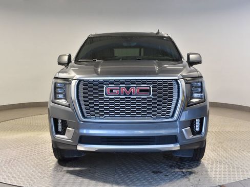 Used 2021 GMC Yukon Denali w/ Denali Premium Package image 7