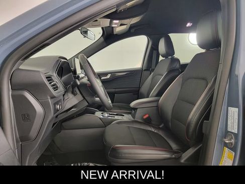 Used 2026 Ford Escape ST-Line AWD/4WD image 13