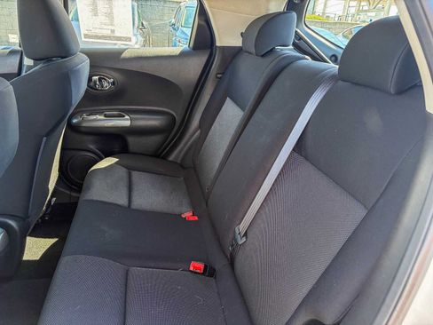 Used 2013 Nissan Juke S FWD image 17