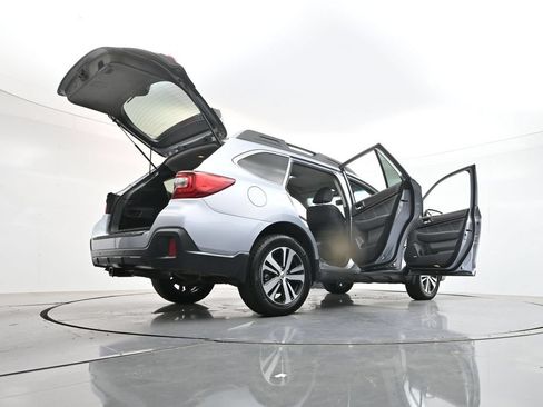 Used 2019 Subaru Outback 3.6R Limited w/ Popular Package #2 AWD/4WD image 62