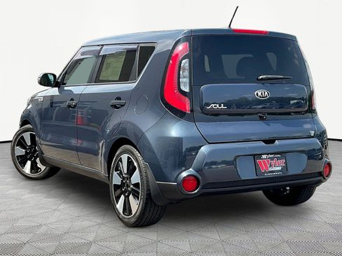 Used 2015 Kia Soul ! w/ Sun & Sound Package FWD image 4
