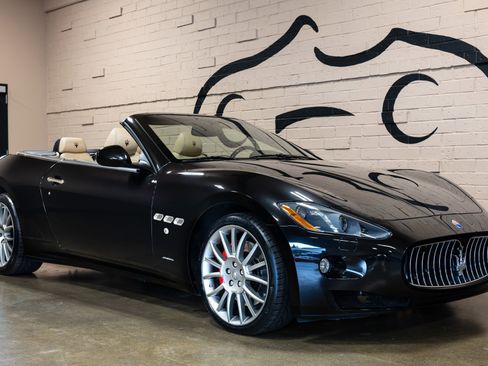 Used 2014 Maserati GranTurismo Convertible image 28