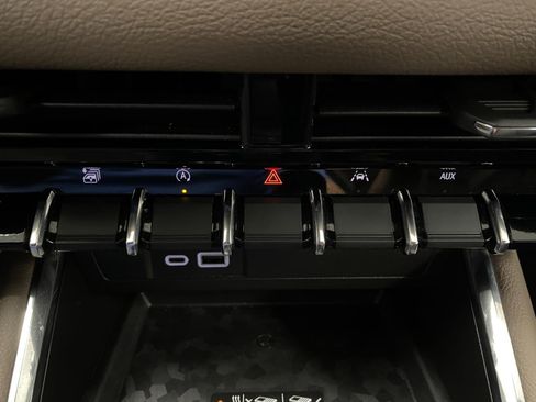 Used 2026 GMC Canyon Denali AWD/4WD image 26