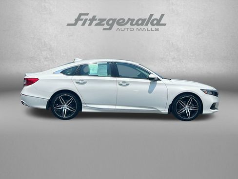 Used 2021 Honda Accord Touring image 3