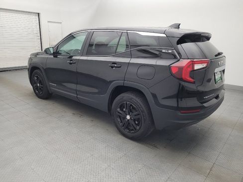 Used 2024 GMC Terrain SLE AWD/4WD image 3