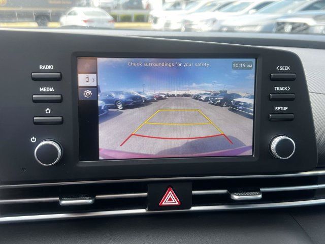 Certified 2026 Hyundai Elantra SE FWD image 27