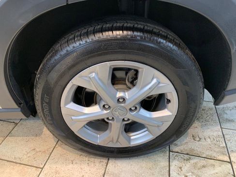 Used 2023 Honda HR-V LX image 13