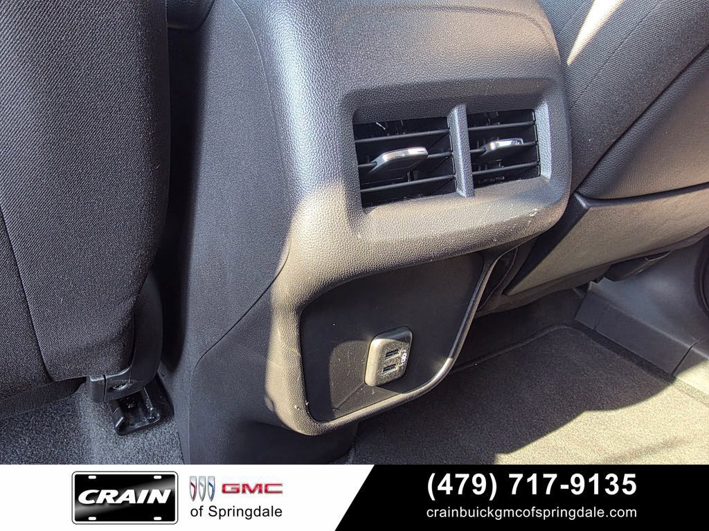 Used 2024 GMC Terrain SLE FWD image 26