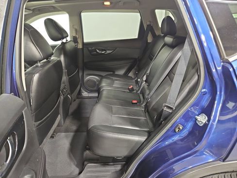 Used 2017 Nissan Rogue SL w/ SL Premium Package AWD/4WD image 24
