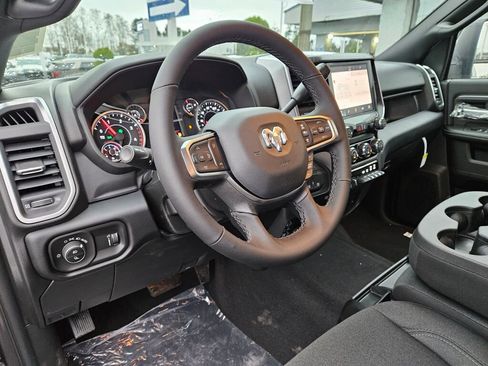 New 2026 RAM 2500 Big Horn AWD/4WD image 19