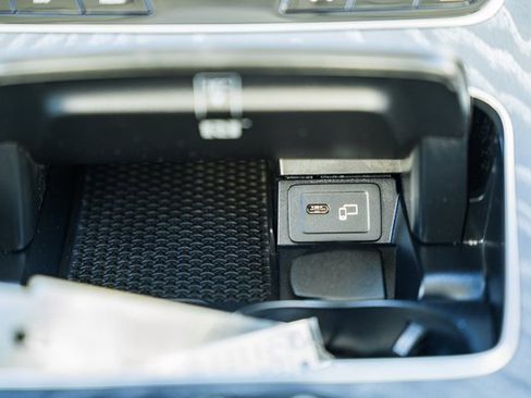 Used 2023 Mercedes-Benz E 450 E 450 image 24