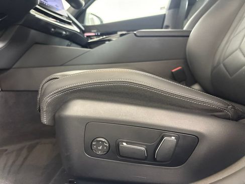 Certified 2024 BMW 530i w/ Premium Package RWD image 27