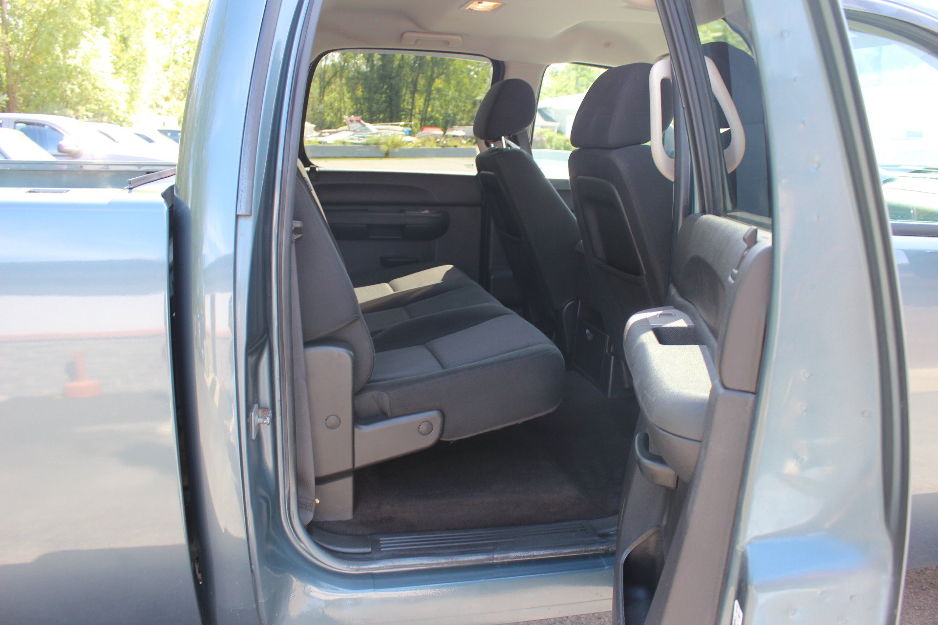 Used 2011 Chevrolet Silverado 2500 LT w/ Interior Plus Package AWD/4WD image 37