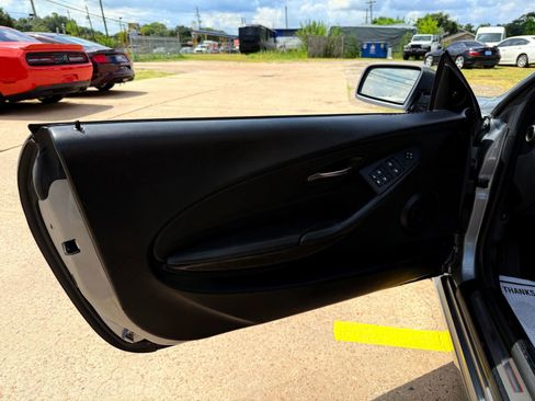 Used 2007 BMW 650i Convertible image 14