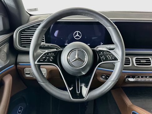 Used 2024 Mercedes-Benz GLE 350 4MATIC image 18