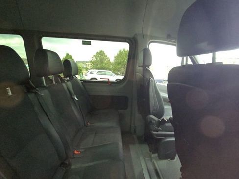 Used 2016 Mercedes-Benz Sprinter 2500 image 14