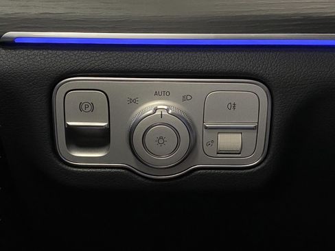 New 2026 Mercedes-Benz GLS 450 4MATIC image 15