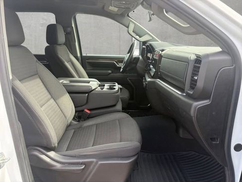 Certified 2024 Chevrolet Silverado 2500 LT AWD/4WD image 25