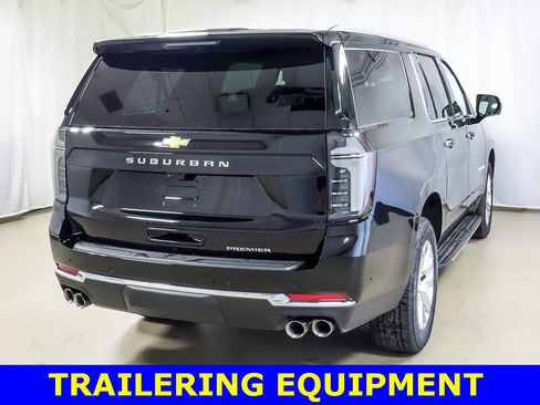New 2026 Chevrolet Suburban Premier image 8