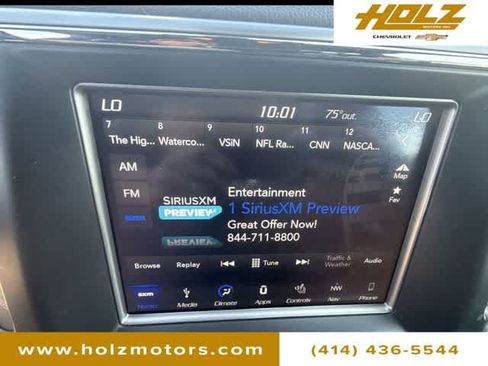 Used 2018 Jeep Grand Cherokee Overland AWD/4WD image 13