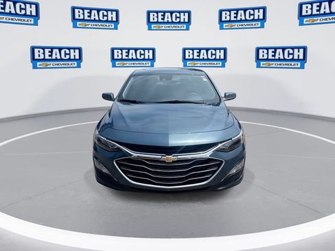 Used 2025 Chevrolet Malibu LT FWD image 3