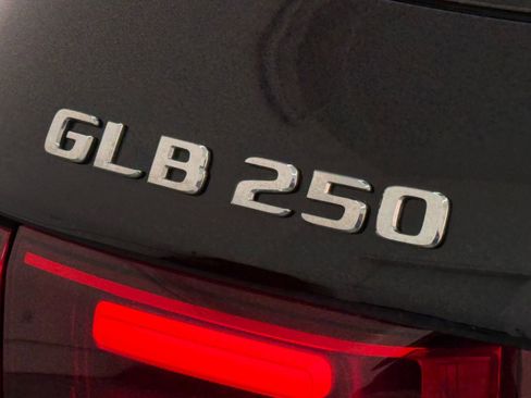 New 2026 Mercedes-Benz GLB 250 image 20