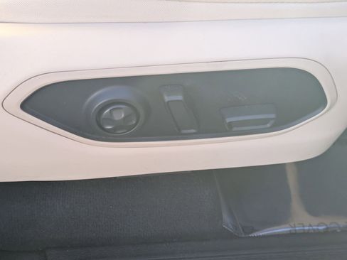 Certified 2024 Jeep Grand Cherokee L Limited w/ Luxury Tech Group II image 41