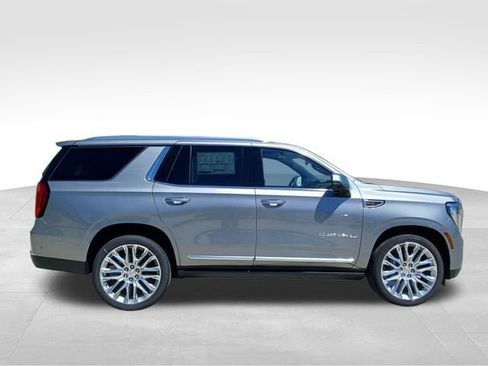 New 2026 GMC Yukon Denali w/ Denali Reserve Package AWD/4WD image 6