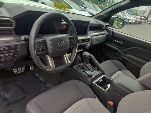 Certified 2024 Toyota Tacoma TRD Sport w/ TRD Sport Upgrade Package AWD/4WD image 15