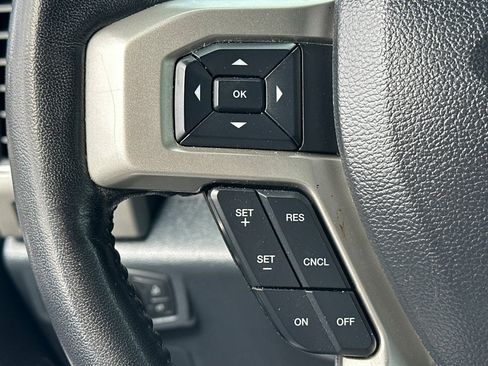 Used 2022 Ford F250 Lariat w/ Lariat Value Package image 35