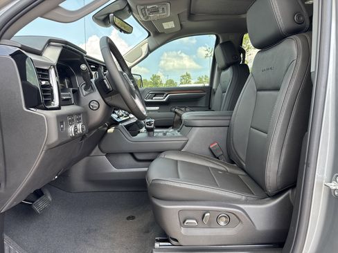 New 2026 GMC Sierra 1500 Denali w/ Denali Reserve Package image 16