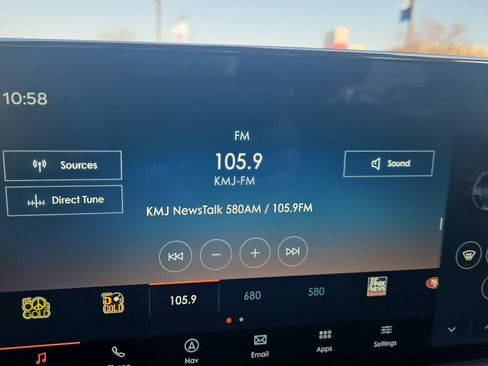 Used 2023 Lincoln Nautilus Reserve w/ Luxury Package image 16