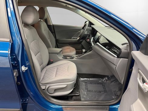 Used 2020 Kia Niro LX FWD image 15