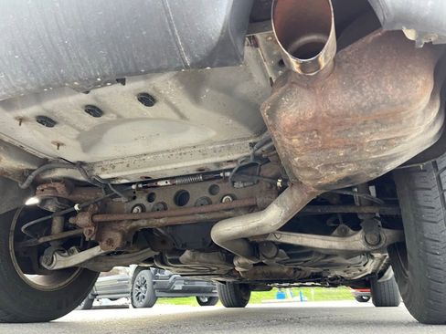 Used 2011 Jeep Grand Cherokee Laredo AWD/4WD image 17