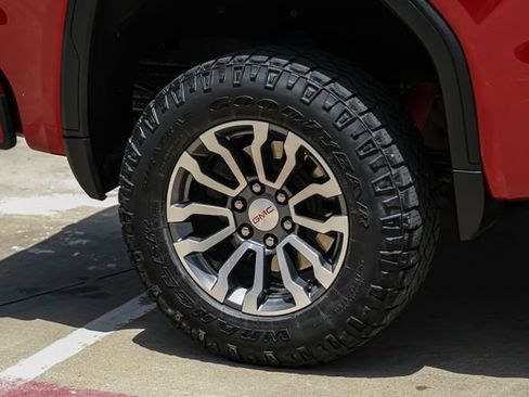 Used 2022 GMC Sierra 1500 AT4 AWD/4WD image 57