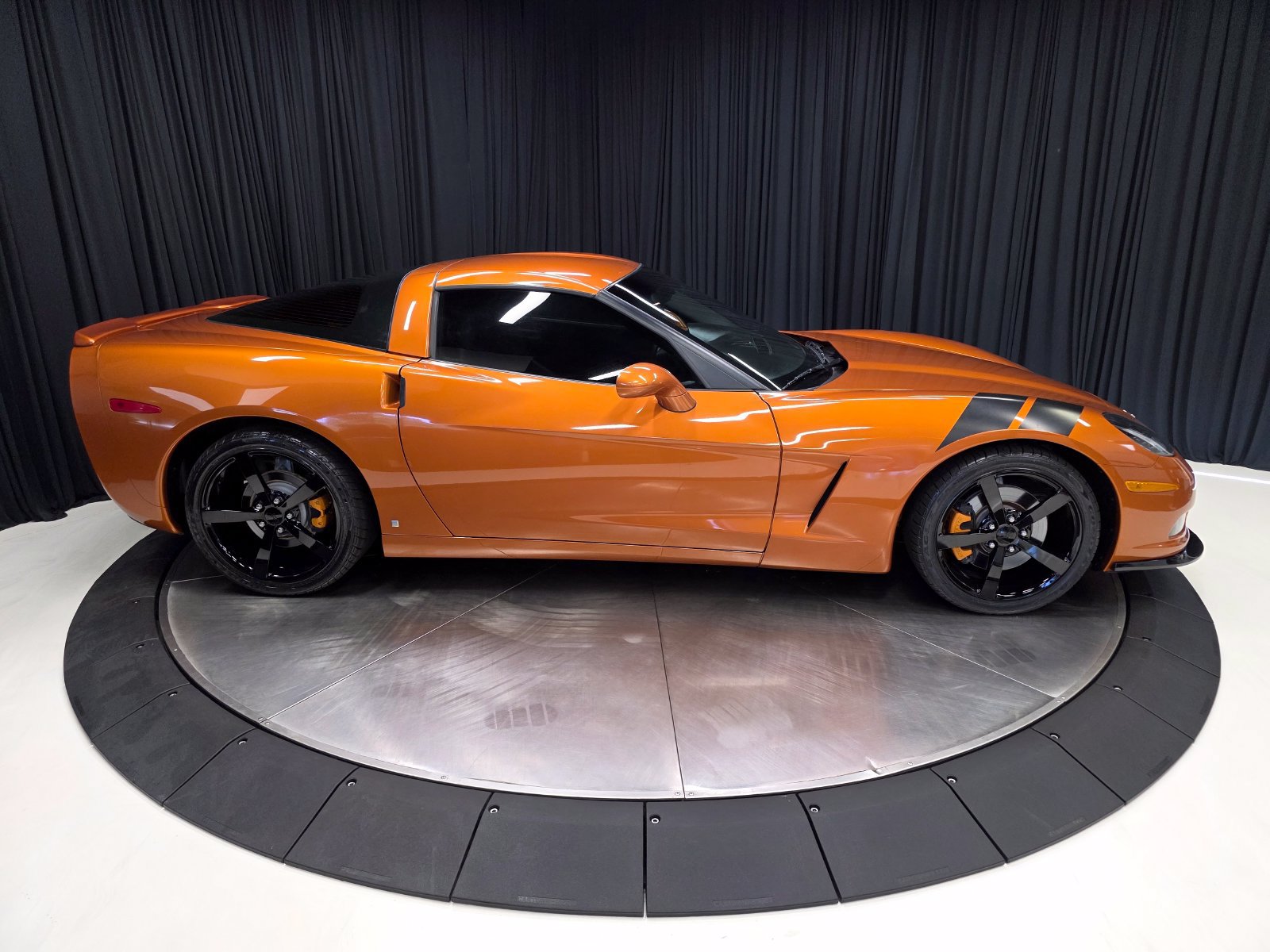 Used 2008 Chevrolet Corvette Coupe w/ Preferred Equipment Group RWD image 14