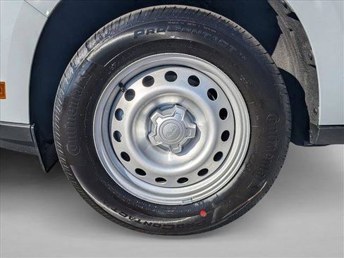 New 2025 Ford Maverick XL image 10