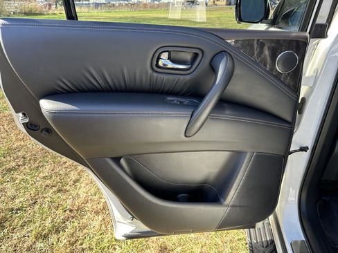 Used 2022 Nissan Armada Platinum w/ Captain's Chairs Package image 21