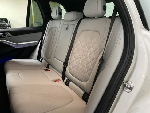 Used 2026 BMW X5 xDrive40i image 74