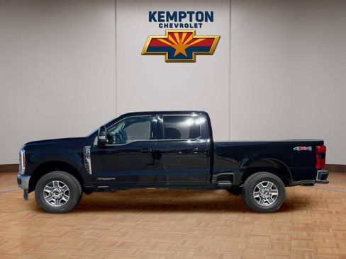 Used 2024 Ford F250 Lariat image 3