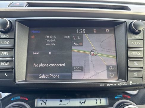 Used 2018 Toyota RAV4 Limited image 25