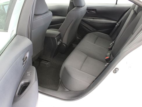Used 2026 Toyota Corolla LE FWD image 26