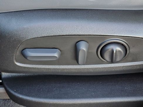 Certified 2023 Buick Enclave Essence w/ Experience Buick Package image 25