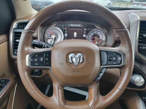 Used 2019 RAM 1500 Limited image 27