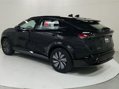 Used 2023 Nissan Ariya image 6