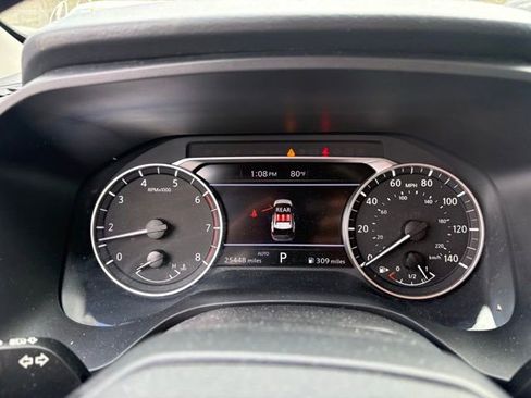 Used 2025 Nissan Rogue SV image 12