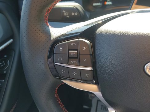 Certified 2025 Ford Explorer ST-Line image 27